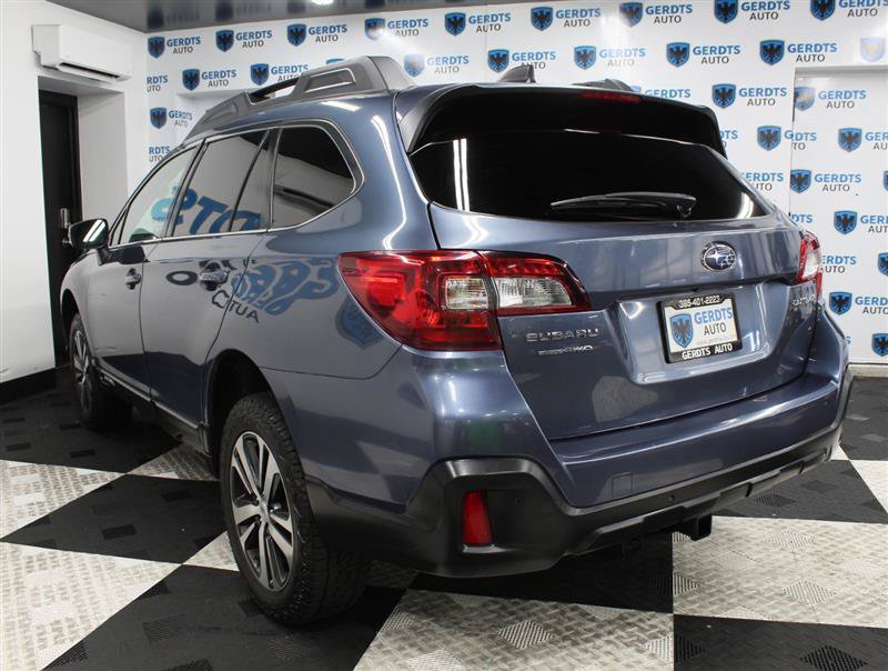 Used 2018 Subaru Outback 2.5i Limited AWD/4WD image 2