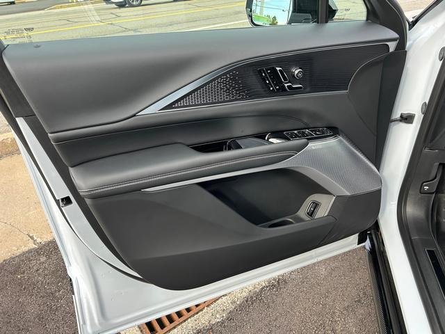 New 2026 Cadillac Lyriq V w/ Exterior Carbon Fiber Package image 9