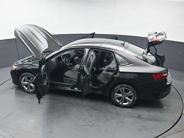 Used 2023 Volkswagen Jetta SE FWD image 45
