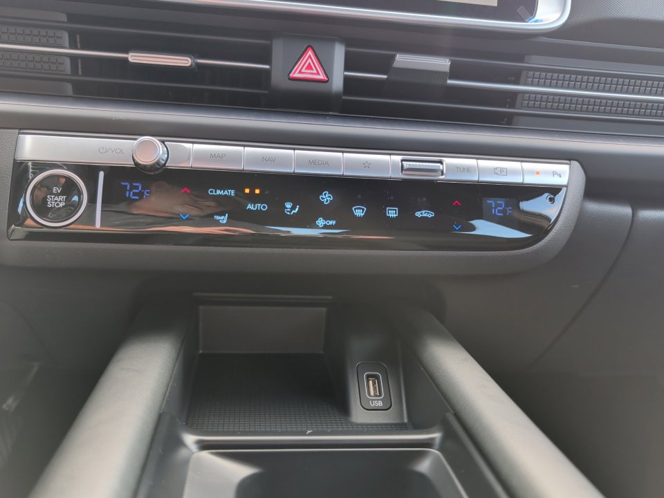 New 2025 Hyundai Ioniq 6 SE image 18