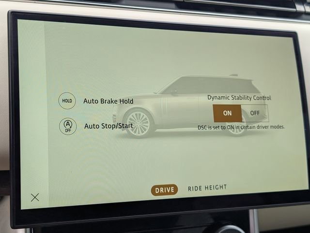 Used 2023 Land Rover Range Rover SE AWD/4WD image 15