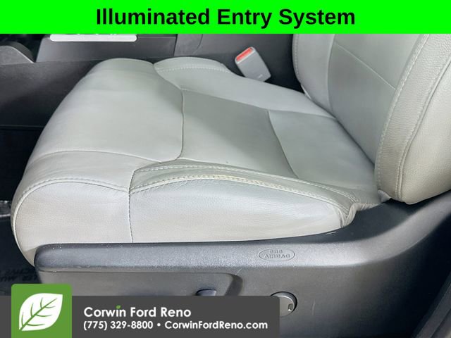 Used 2014 Toyota Tundra Limited w/ Limited Premium Package image 20