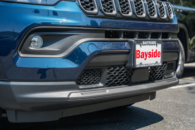 New 2026 Jeep Compass Latitude AWD/4WD image 14