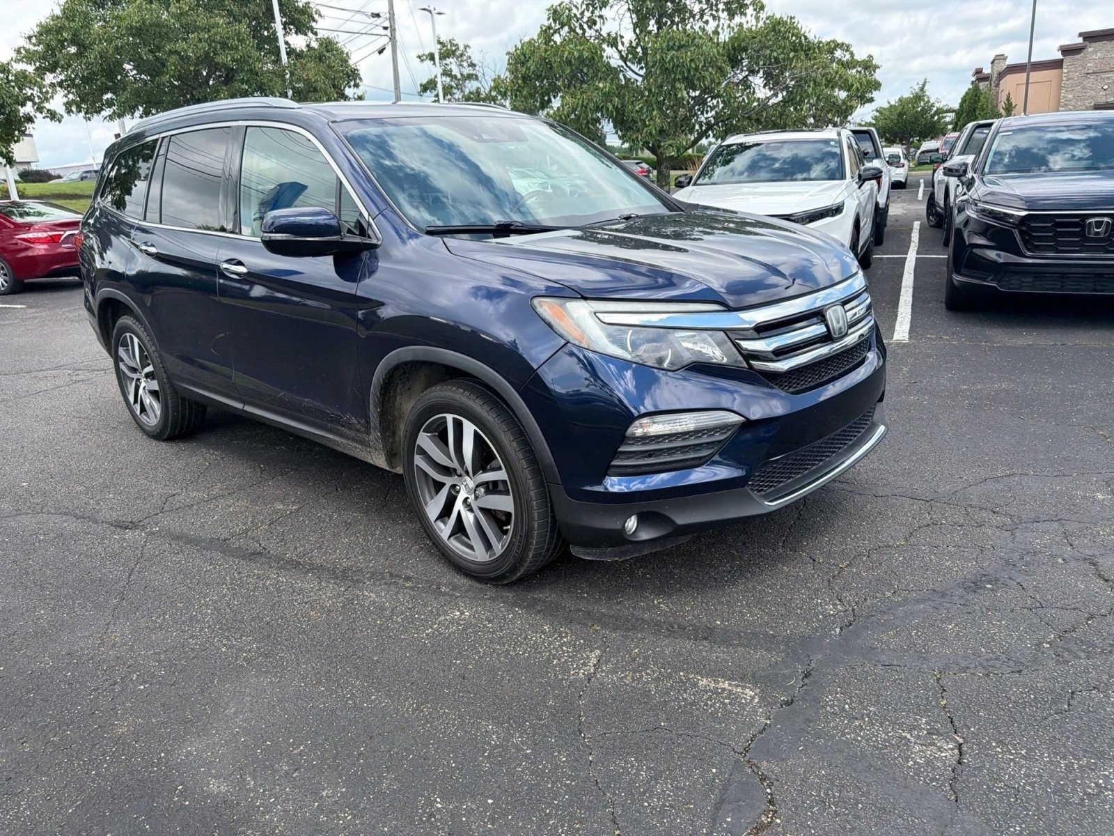 Used 2018 Honda Pilot Elite image 17