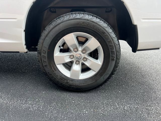 Used 2021 RAM 1500 Tradesman w/ Chrome Appearance Group image 24