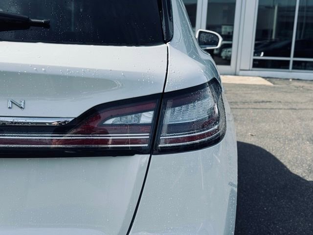 Used 2023 Lincoln Nautilus AWD image 8