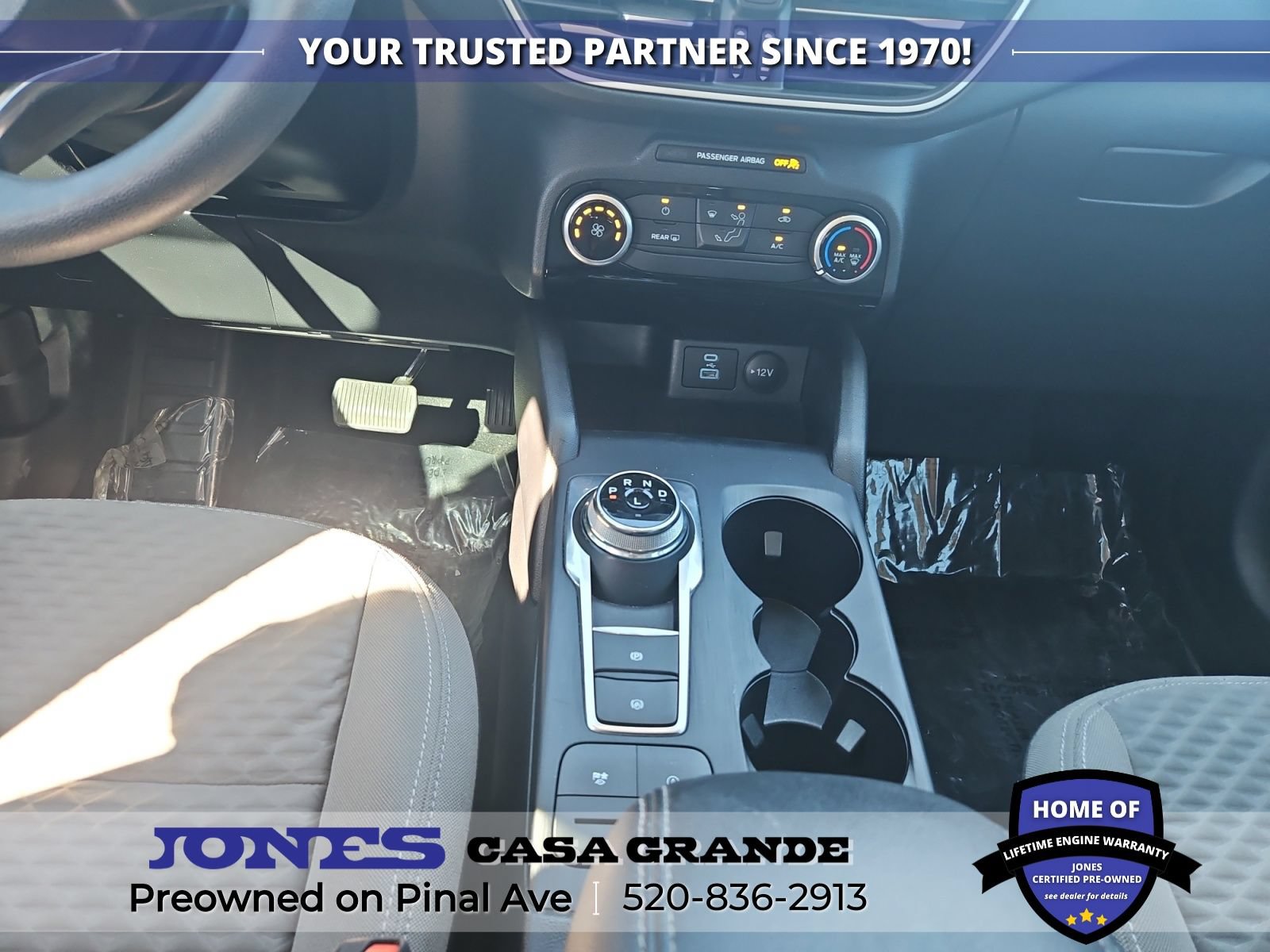Used 2022 Ford Escape SE w/ SE Sport Appearance Package FWD image 11
