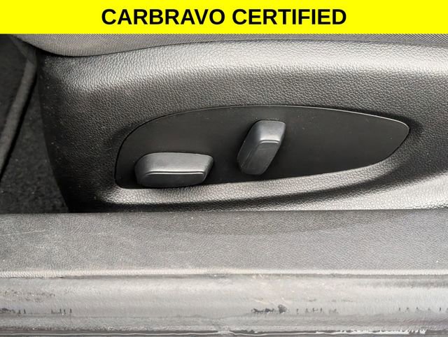 Certified 2022 Chevrolet Camaro LT RWD image 13