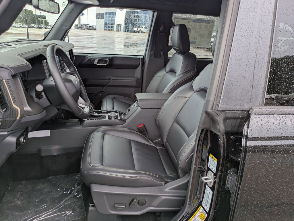 New 2025 Ford Bronco Badlands AWD/4WD image 7