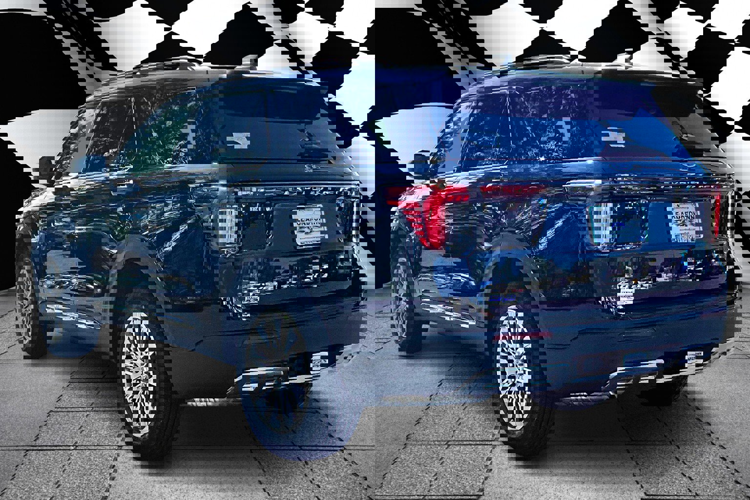 New 2025 Ford Explorer Active w/ Active Comfort Package image 3