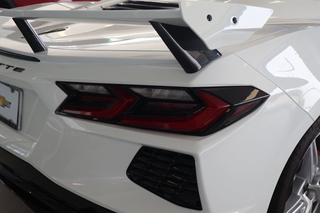 Used 2022 Chevrolet Corvette Stingray Preferred Conv w/ 2LT RWD image 9