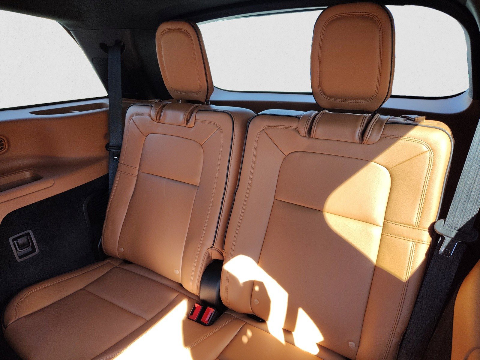 Used 2023 Lincoln Aviator Black Label w/ Class IV Trailer Tow Package image 20