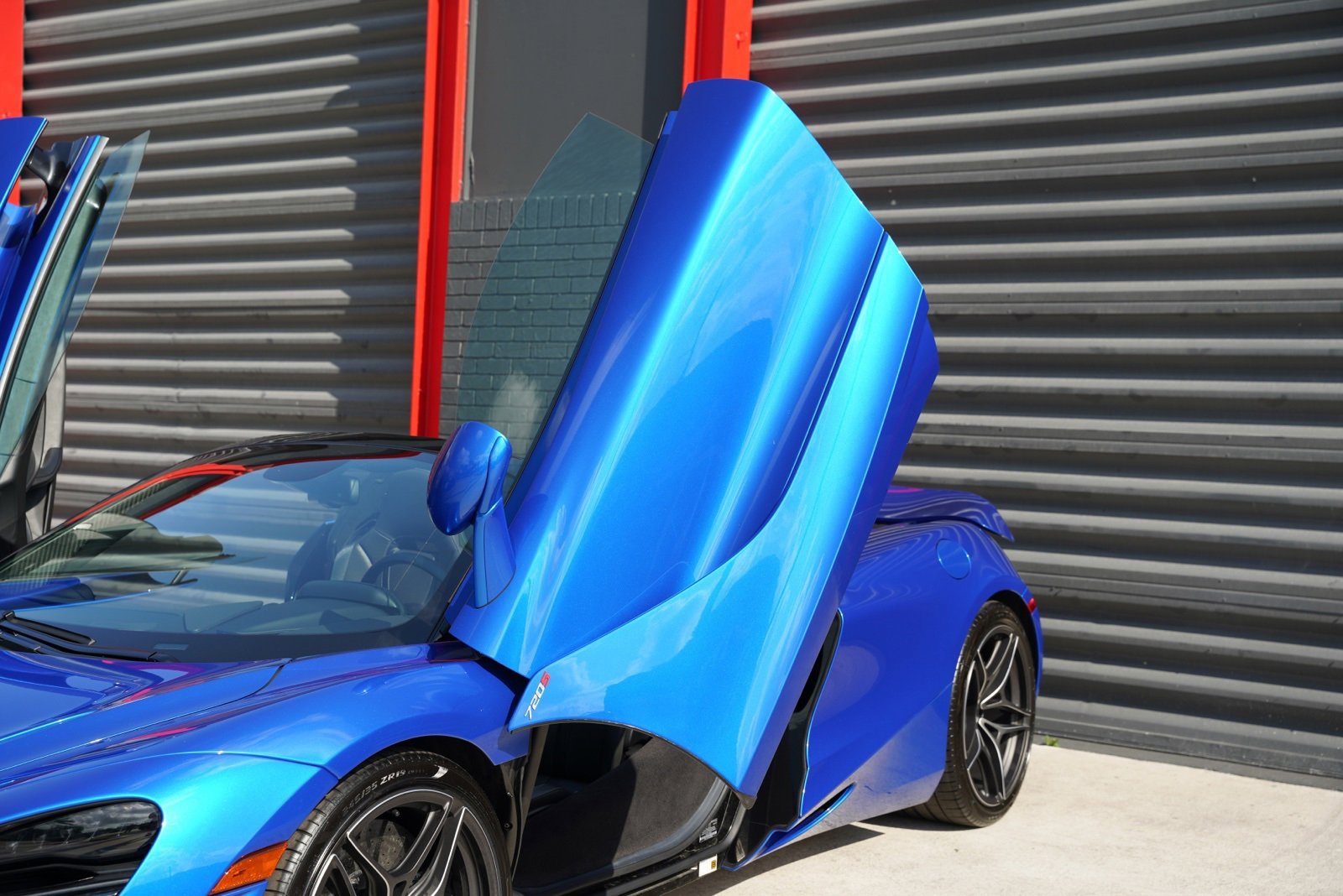 Used 2022 McLaren 720S Luxury image 8