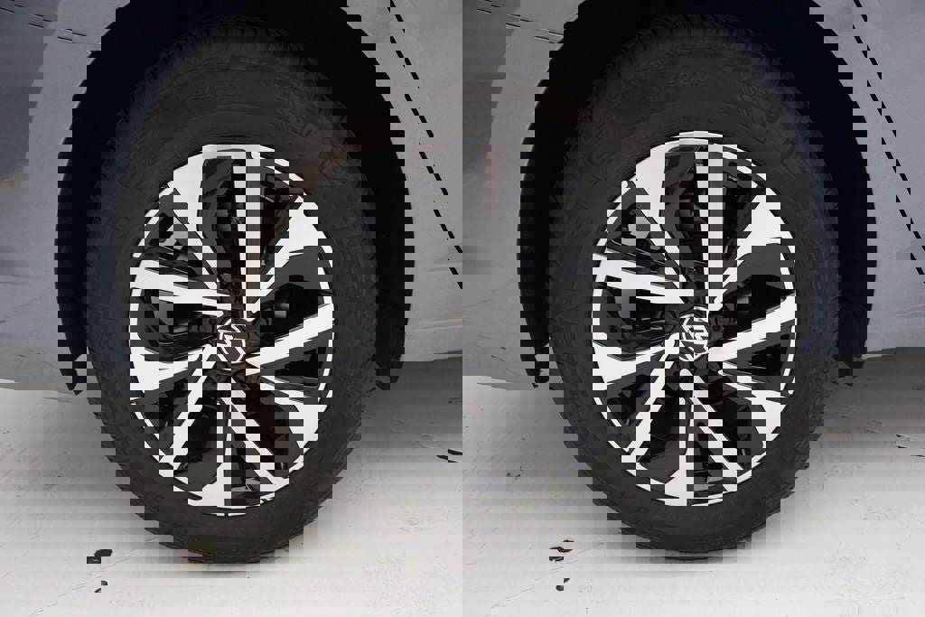 Used 2024 Volkswagen Jetta S image 10