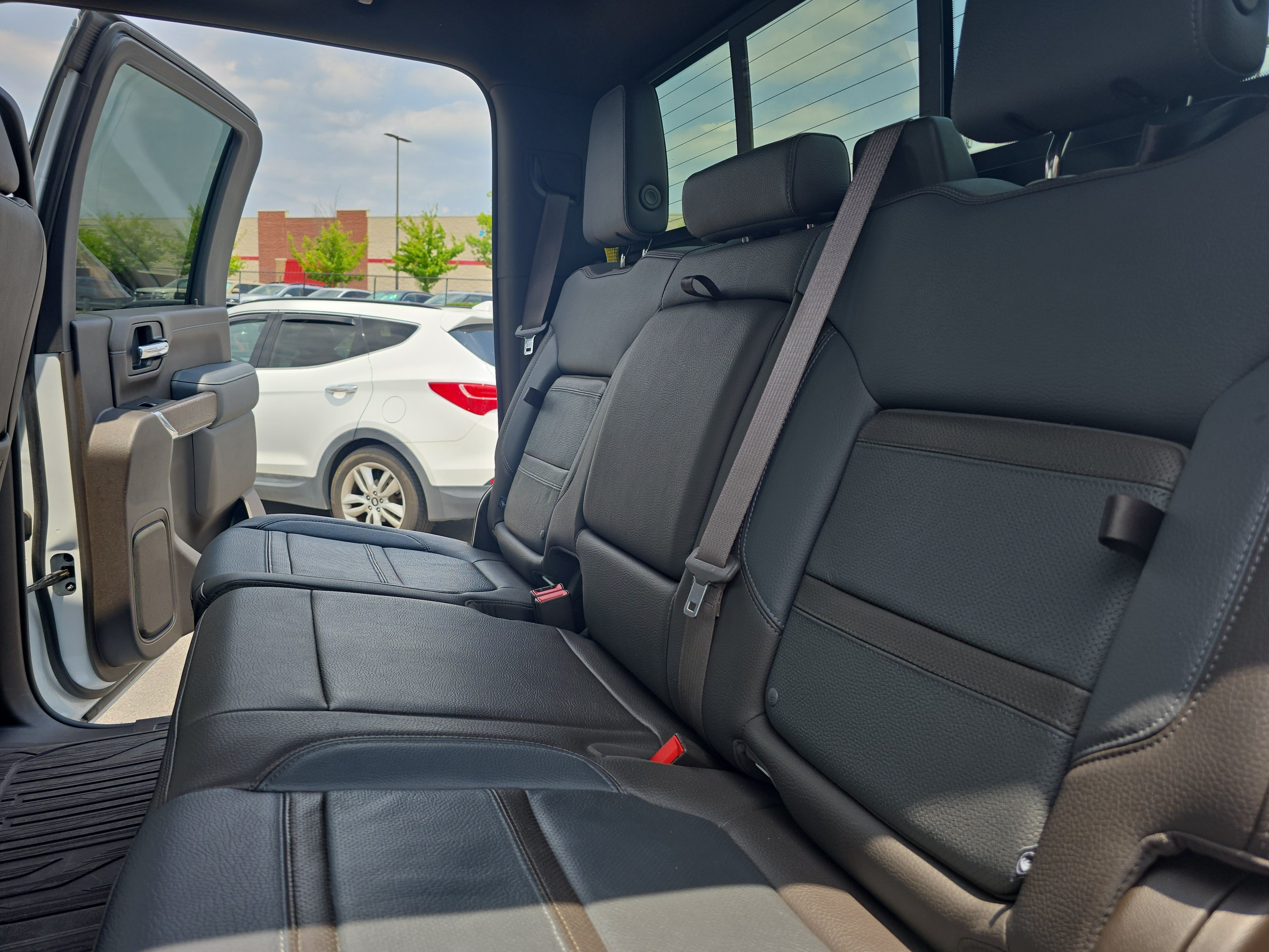Used 2021 GMC Sierra 2500 Denali w/ Denali Ultimate Package AWD/4WD image 12