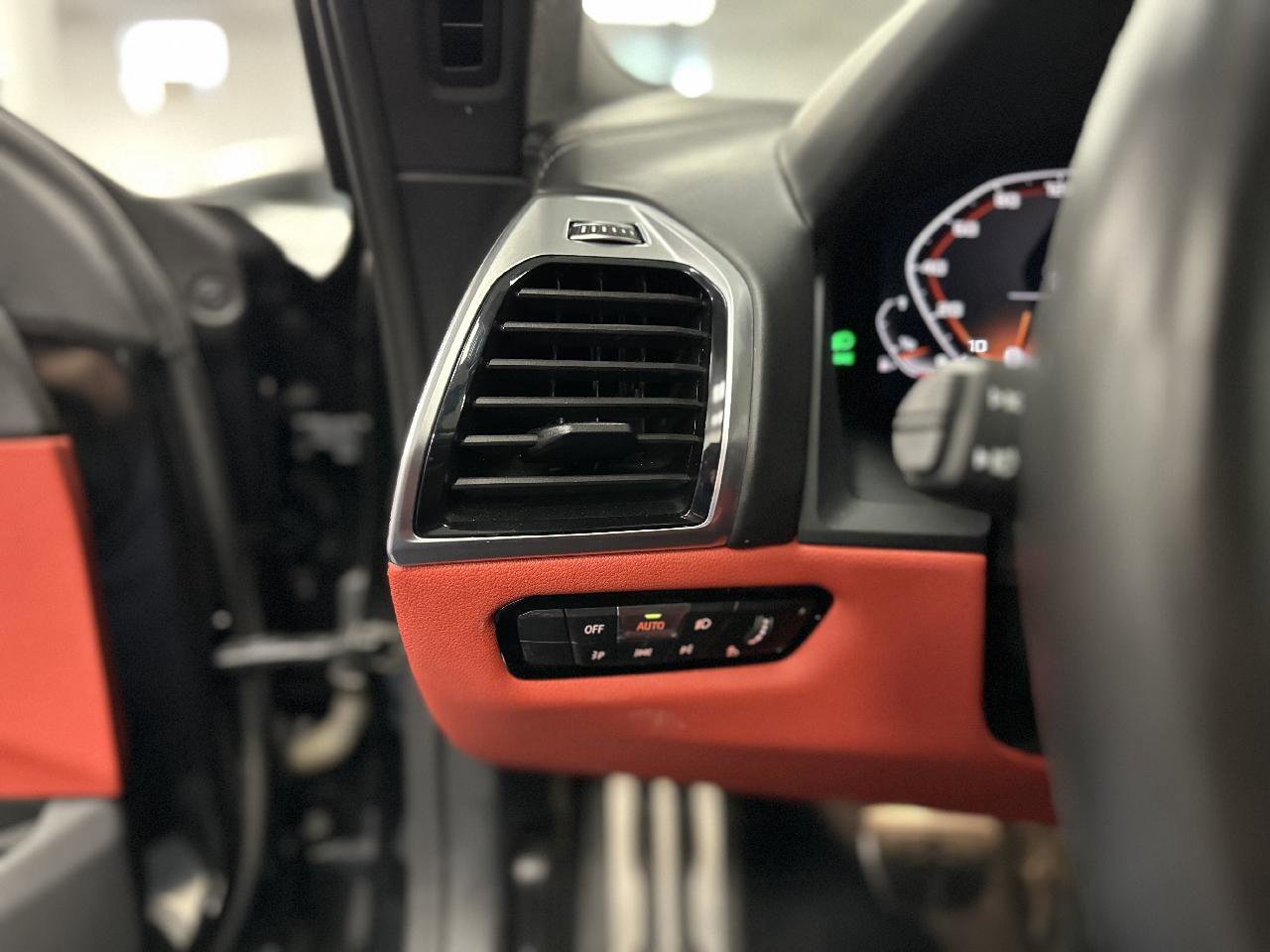 Used 2019 BMW M850i xDrive M850i xDrive Convertible image 18