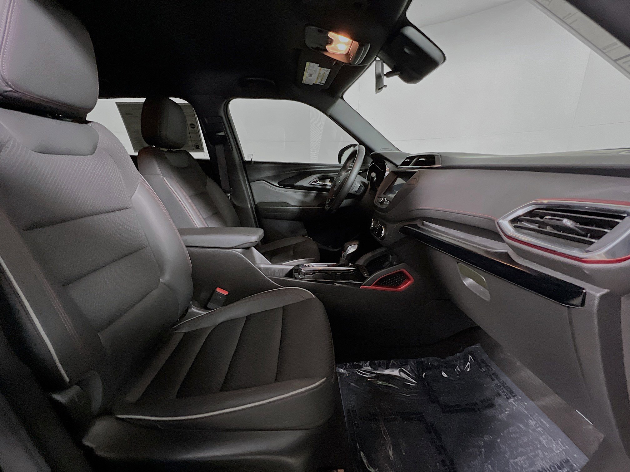 Used 2021 Chevrolet TrailBlazer RS image 31