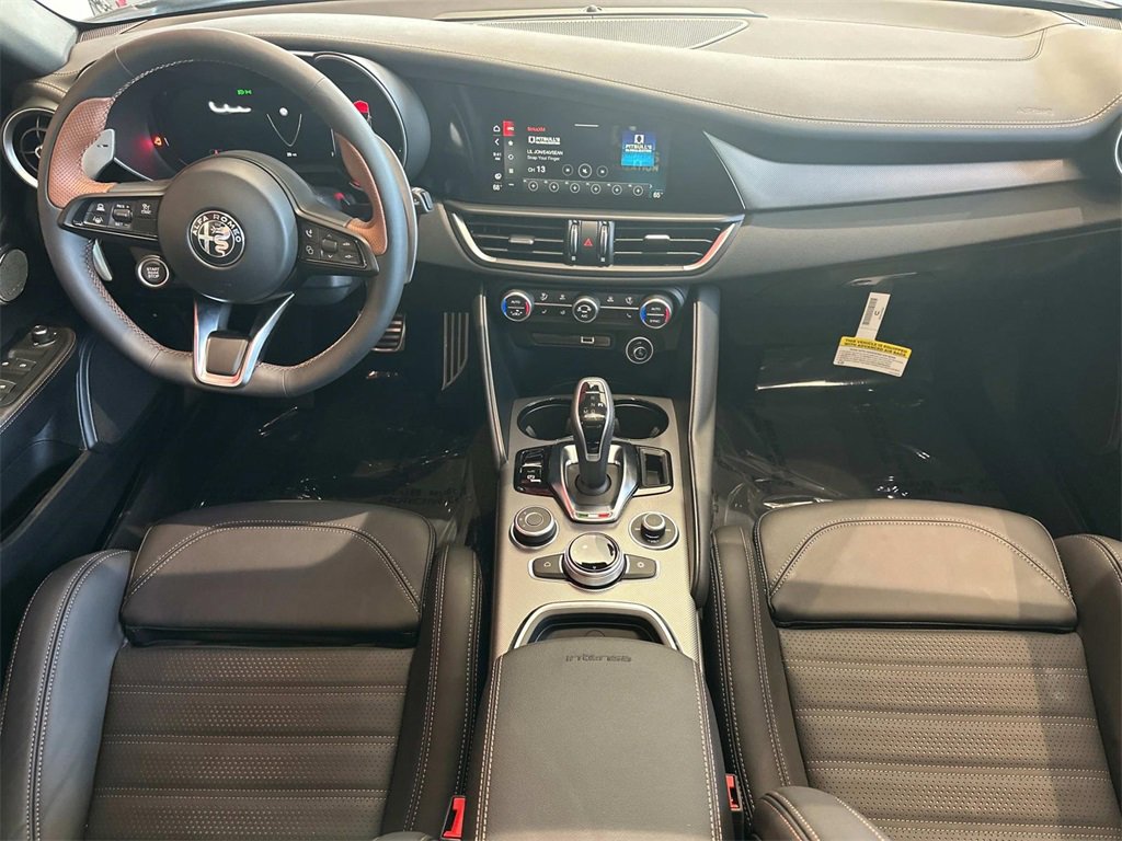 New 2025 Alfa Romeo Giulia AWD w/ Driving Assist Package image 3