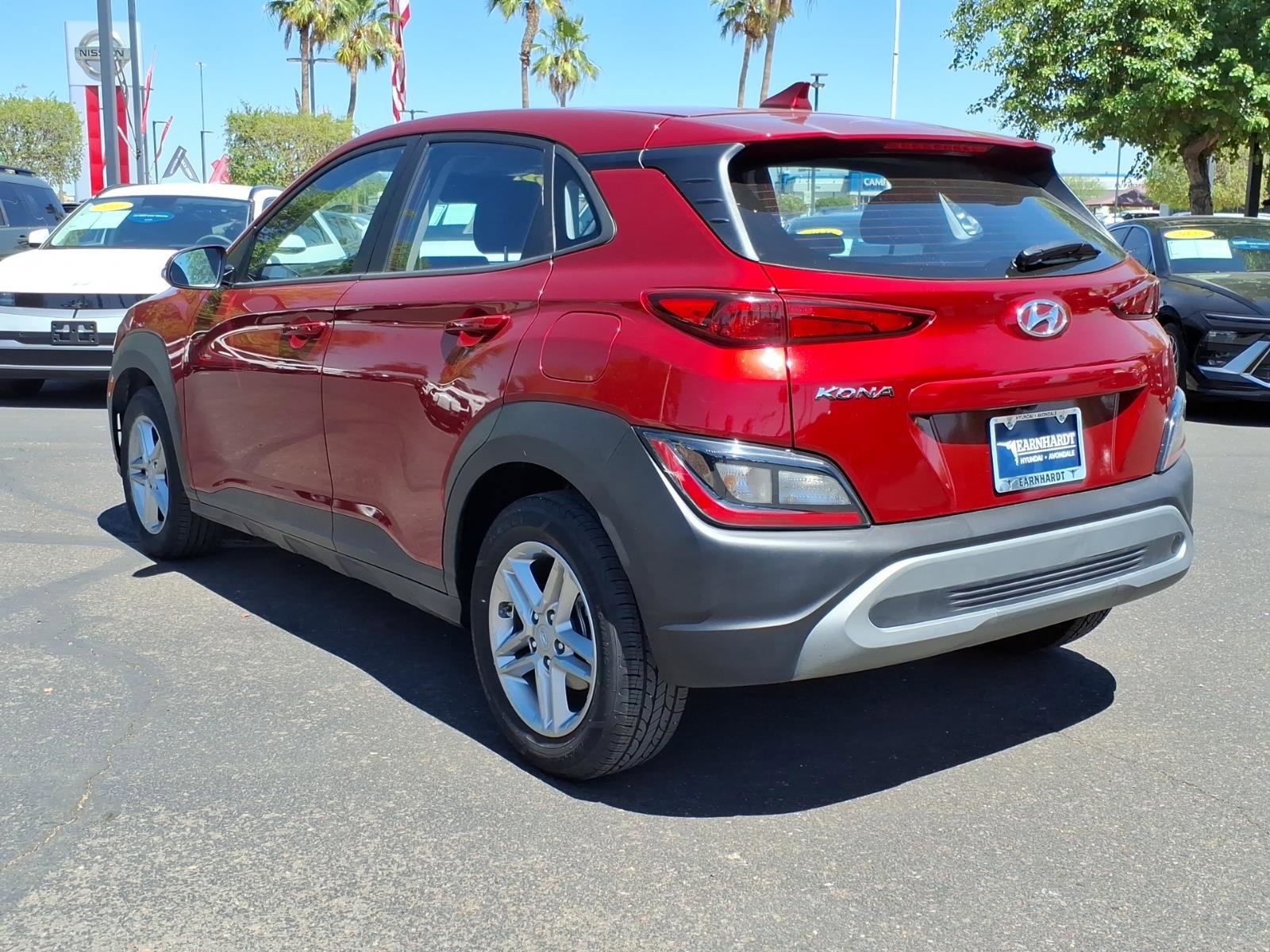 Used 2023 Hyundai Kona SE FWD image 3