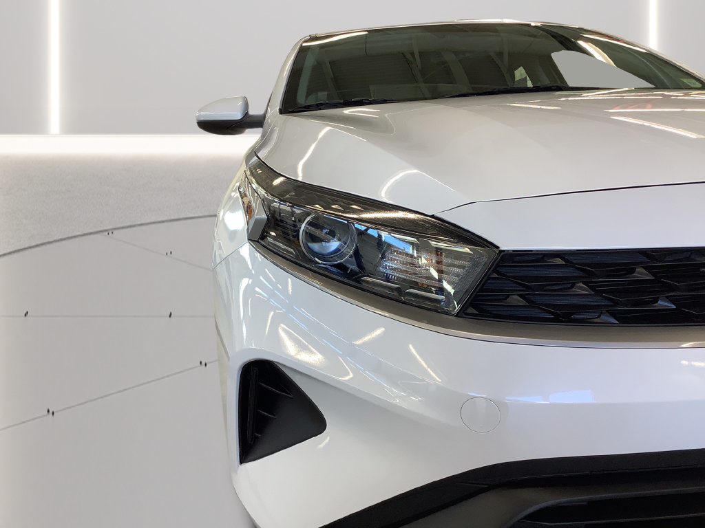 Certified 2022 Kia Forte LXS FWD image 32