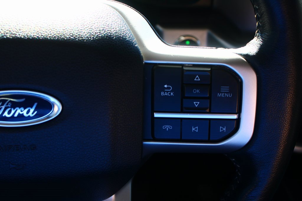 Used 2023 Ford Expedition Max XLT image 16