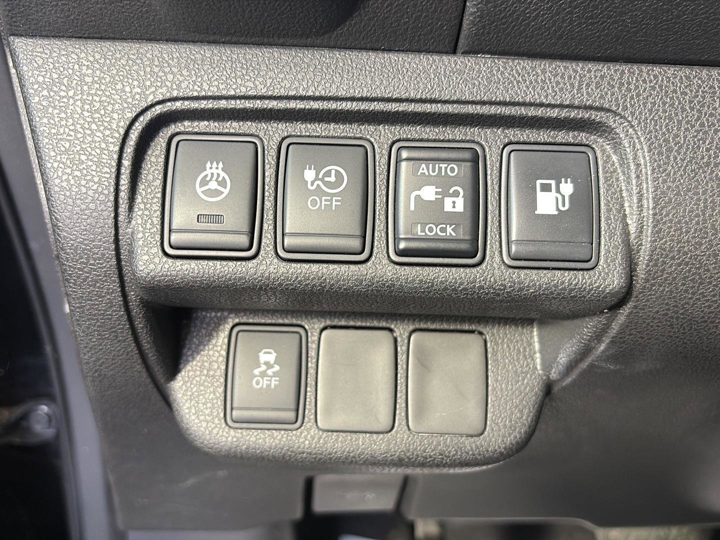 Used 2015 Nissan Leaf S w/ Charge Package image 26