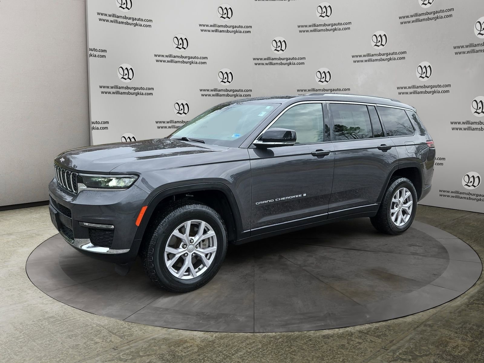 Used 2022 Jeep Grand Cherokee L Limited image 1