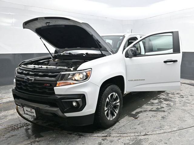 Used 2022 Chevrolet Colorado Z71 w/ Safety Package image 39