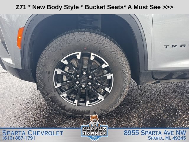 Used 2025 Chevrolet Traverse Z71 AWD/4WD image 29