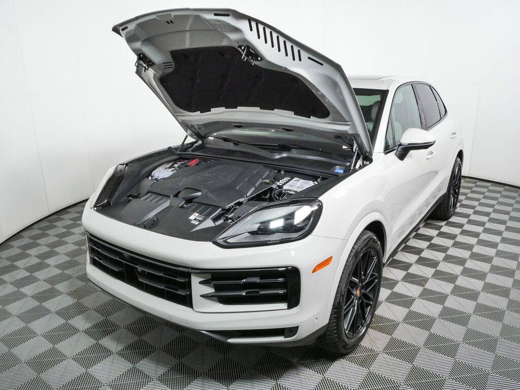 New 2026 Porsche Cayenne AWD/4WD image 34
