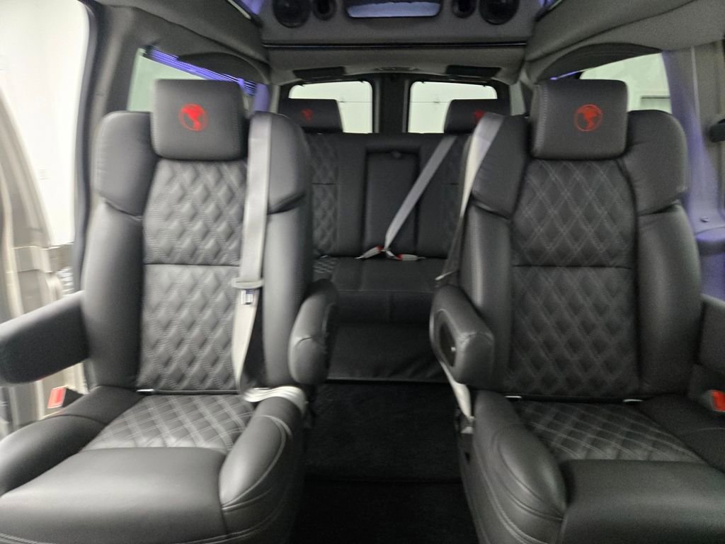 Used 2023 GMC Savana 2500 image 34