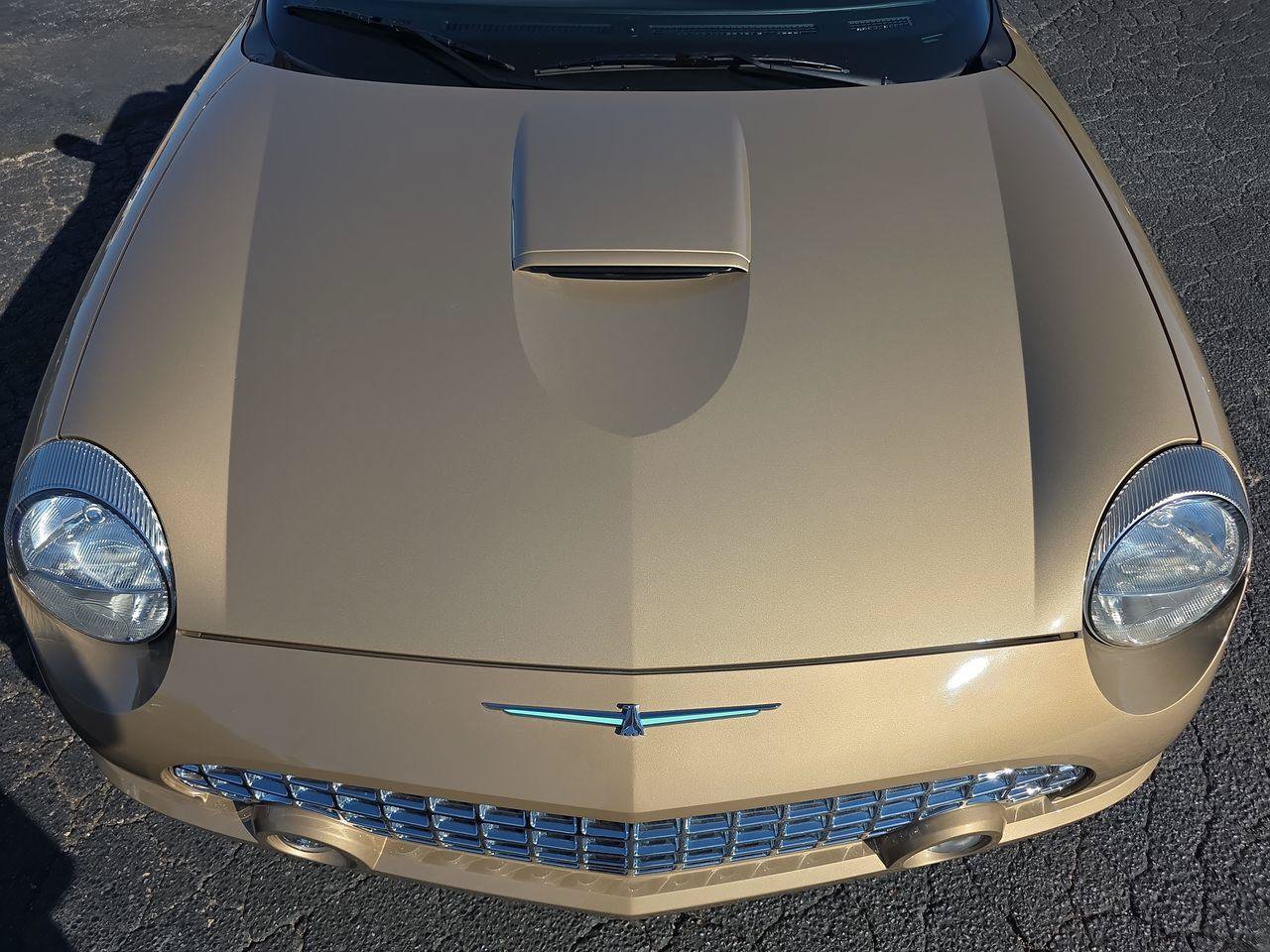 Used 2005 Ford Thunderbird RWD image 33