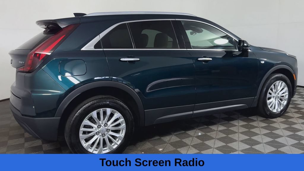 Used 2024 Cadillac XT4 Luxury w/ Cold Weather Package AWD/4WD image 12
