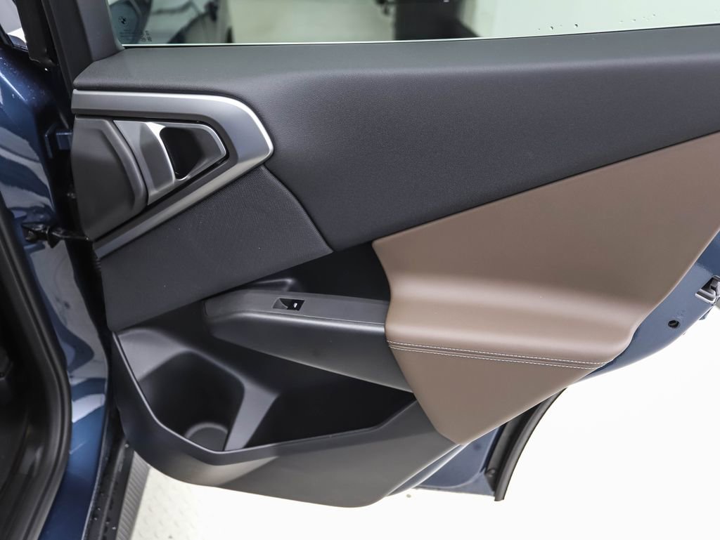 Used 2026 BMW X3 xDrive30 w/ Convenience Package image 24