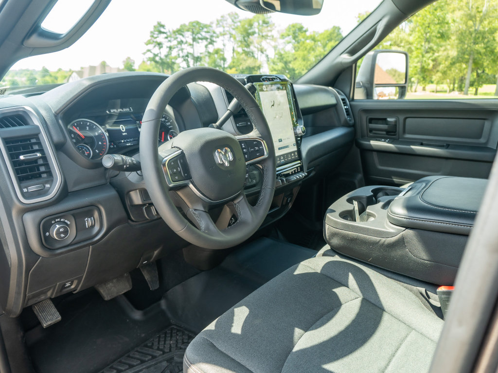 Used 2025 RAM 2500 Tradesman w/ Safety Group AWD/4WD image 11