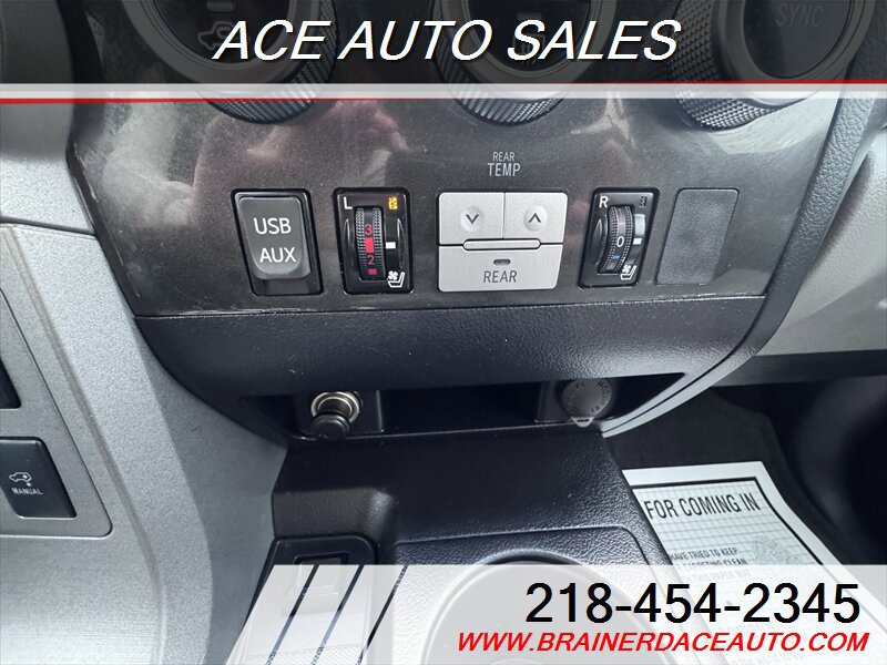 Used 2016 Toyota Sequoia Platinum AWD/4WD image 14