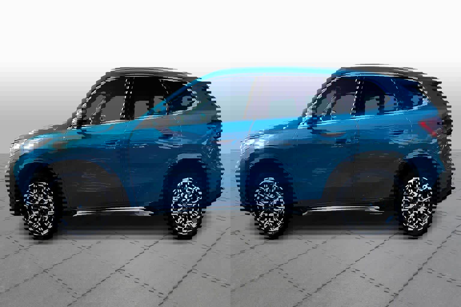 Certified 2025 BMW X1 xDrive28i image 33