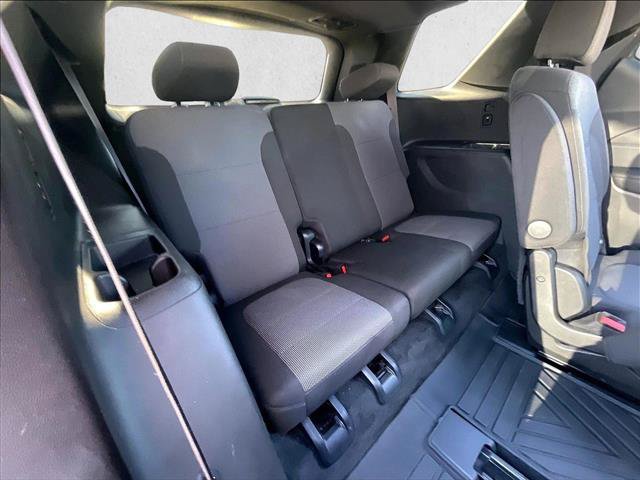 Certified 2023 Chevrolet Traverse LT FWD image 30