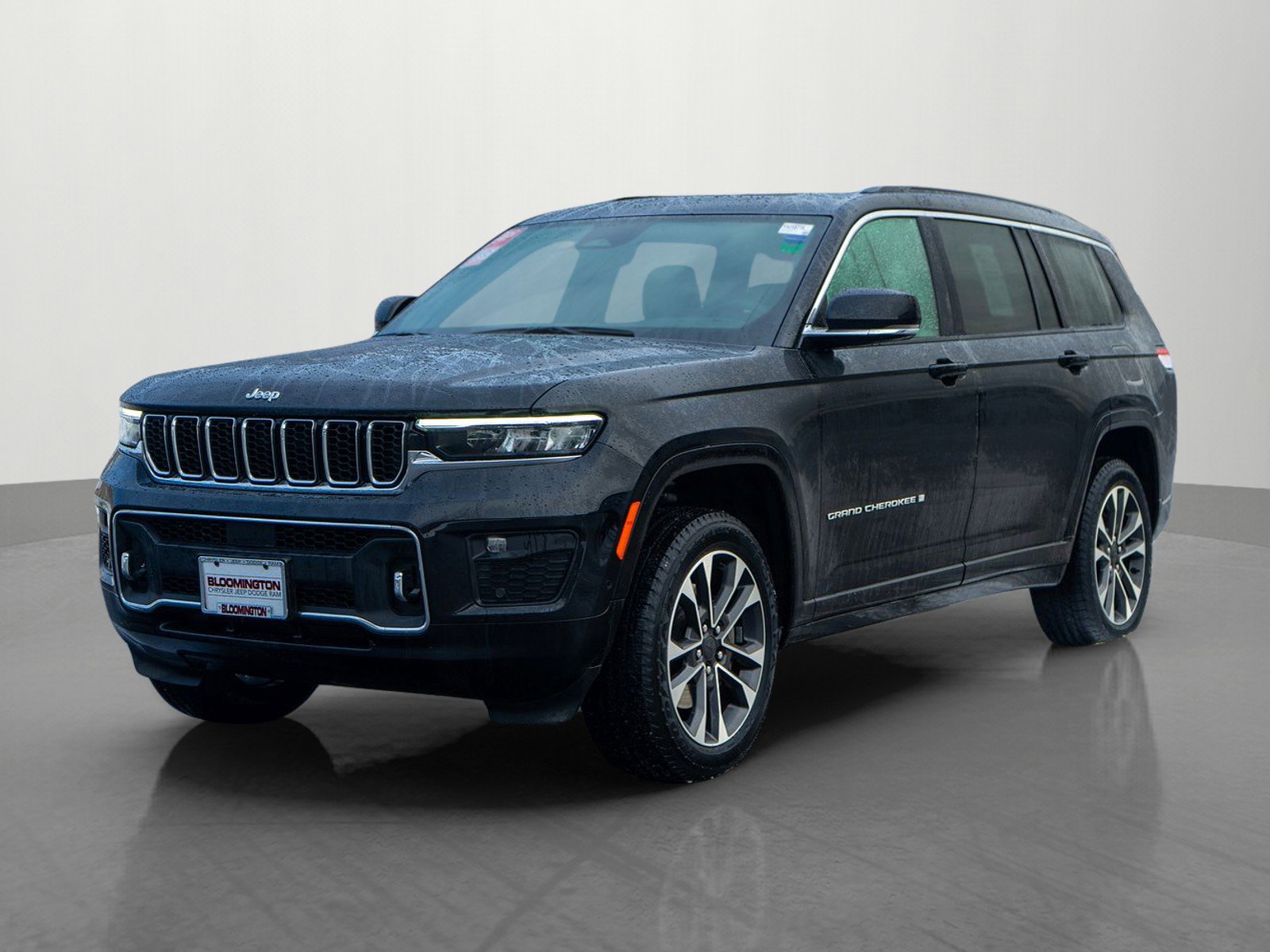 Used 2024 Jeep Grand Cherokee L Overland w/ Trailer Tow Package image 3