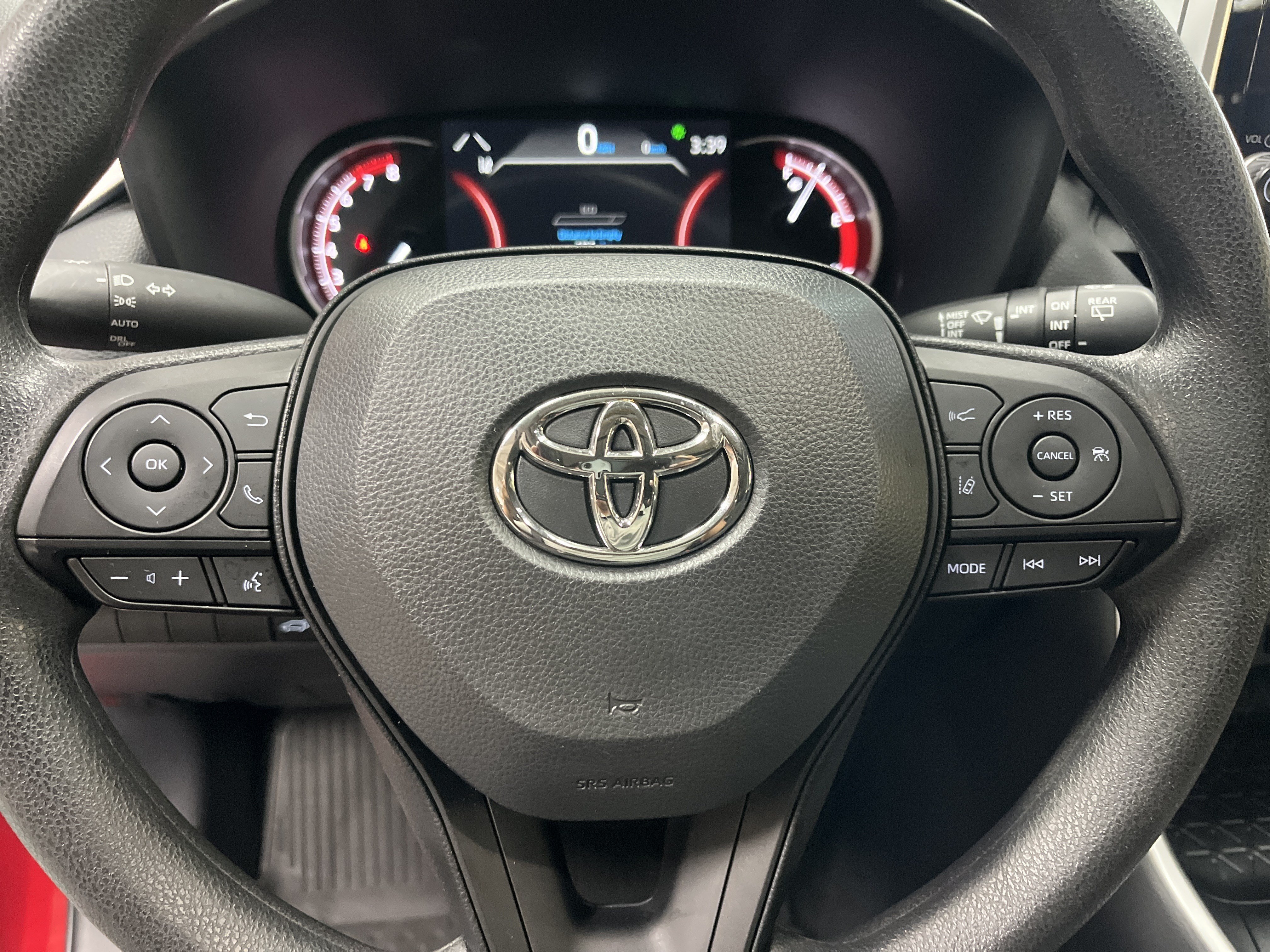 Certified 2025 Toyota RAV4 XLE w/ Convenience Package AWD/4WD image 18