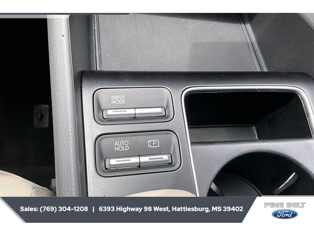 Used 2025 Hyundai Sonata SEL FWD image 21