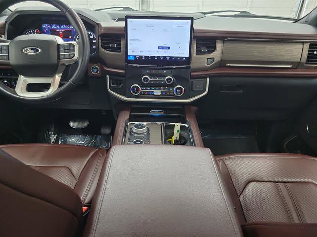 Certified 2024 Ford Expedition Max Limited AWD/4WD image 17