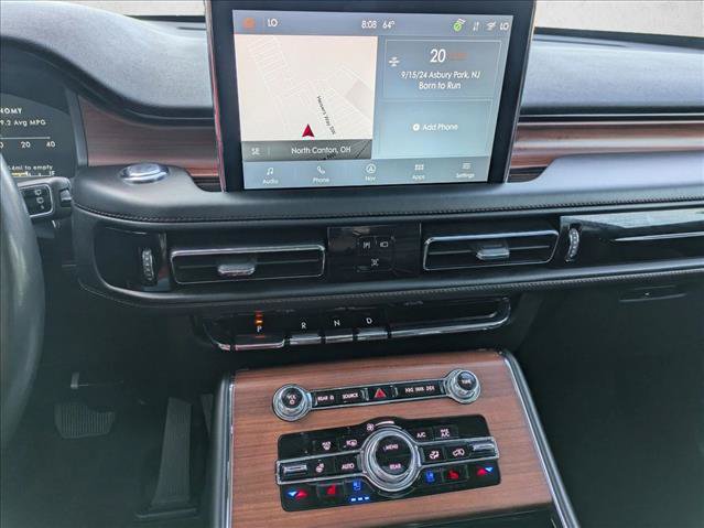 Used 2023 Lincoln Aviator Reserve w/ Equipment Group 201A AWD/4WD image 13