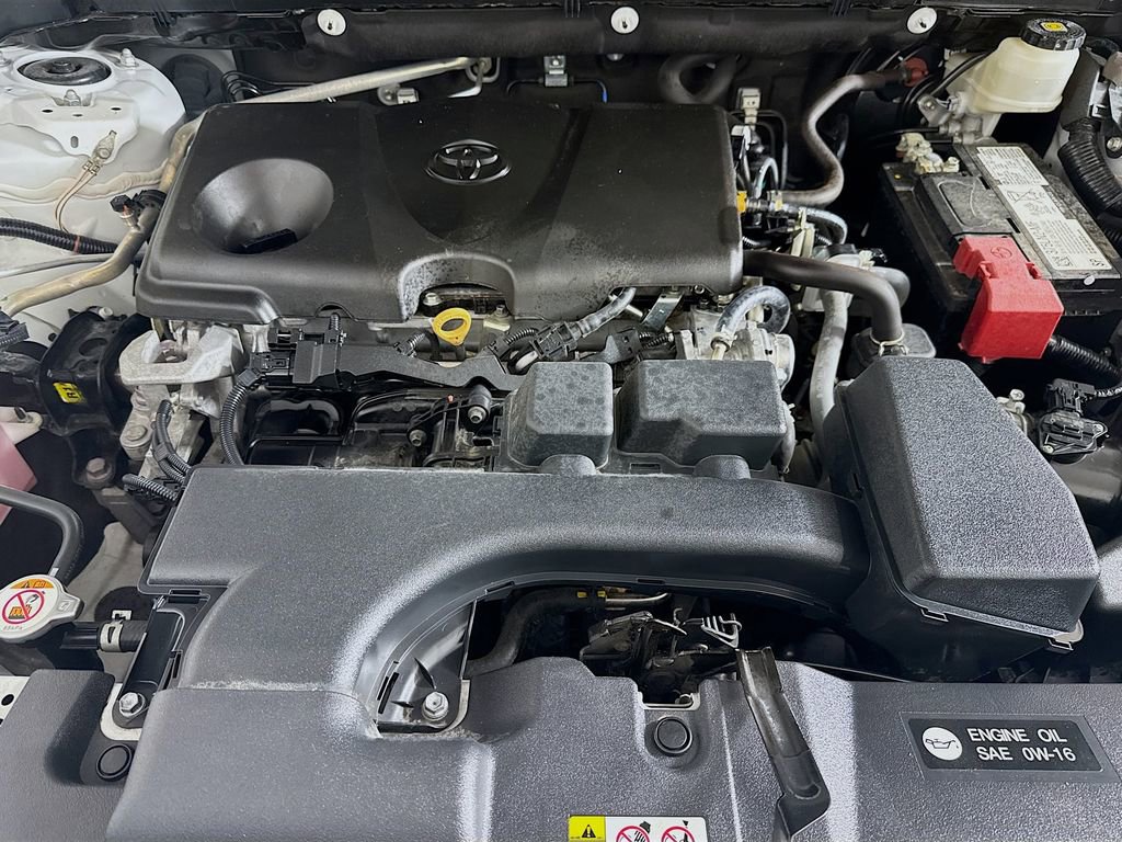 Used 2022 Toyota RAV4 LE image 37