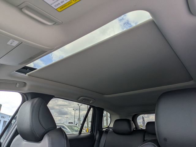 New 2025 MAZDA CX-50 AWD 2.5 Turbo w/ Weather Package image 16