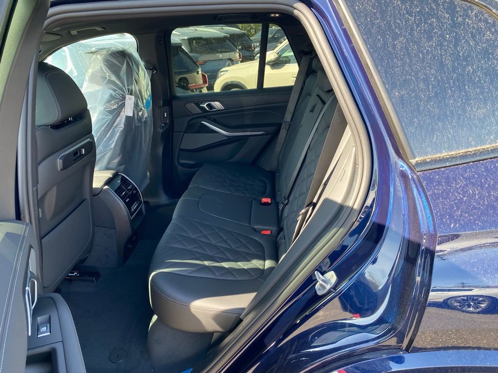 New 2026 BMW X5 xDrive50e w/ M Sport Package AWD/4WD image 7