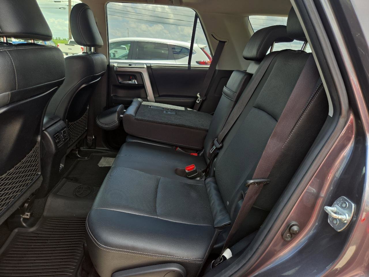 Used 2021 Toyota 4Runner Limited AWD/4WD image 17
