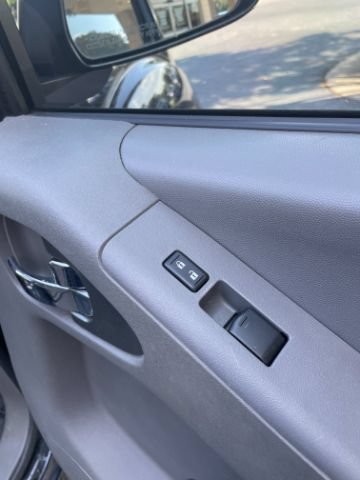 Used 2019 Nissan Frontier SV AWD/4WD image 12