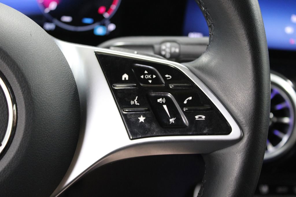 Used 2025 Mercedes-Benz GLA 250 GLA 250 image 35