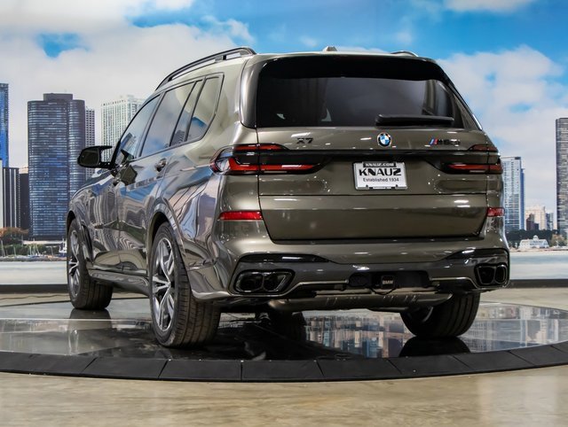 New 2026 BMW X7 M60i image 9